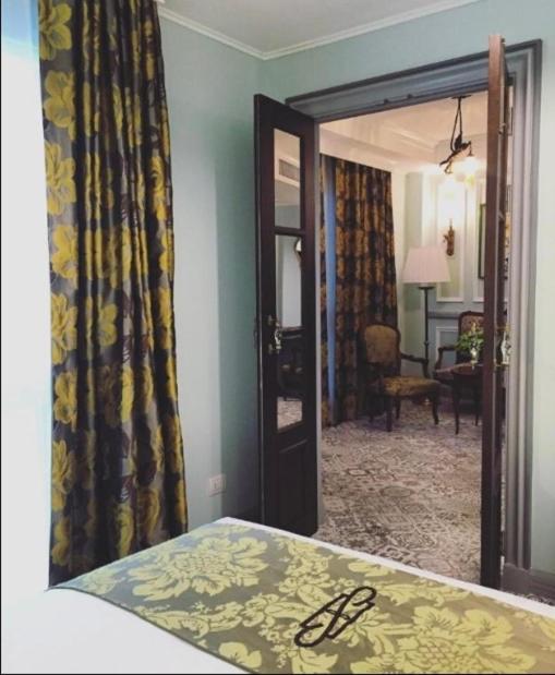 Sara'S Hotel Bangkok Ngoại thất bức ảnh