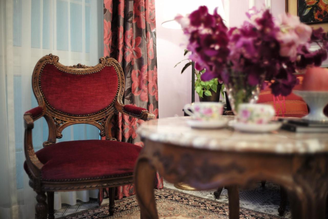Sara'S Hotel Bangkok Ngoại thất bức ảnh